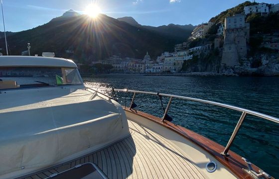 Motorboat Apreamare 38 Comfort 650hp