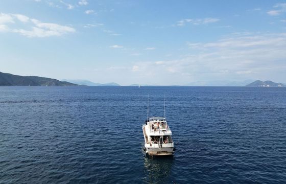 Motor yacht Canados 58ft 1640hp