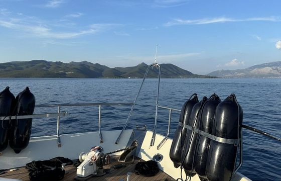 Motor yacht Canados 58ft 1640hp