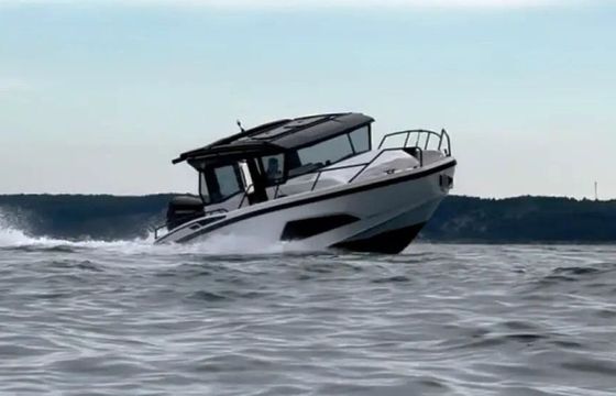 Motorboat Nordkapp Coupe 905 350hp