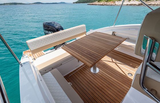 Motorboat Idea Marine 80WA Sundeck 350hp