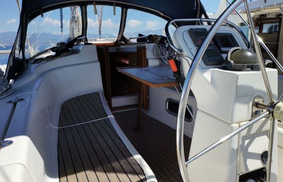 Sailboat Bavaria 36 Cruiser 10.9m
