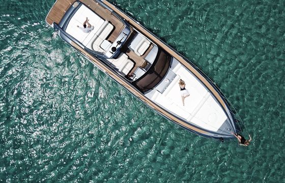 Motor yacht Princess V55 1500hp