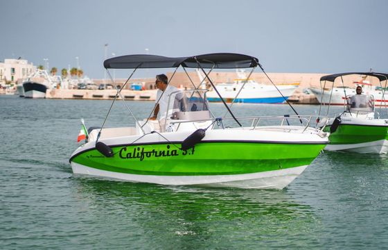 Boat without licence Nautica Service Srl California 5.7 40hp