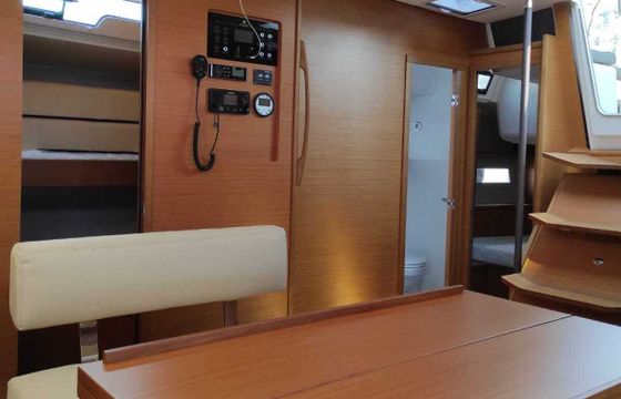 Sailboat Dufour Dufour 530 16.35m