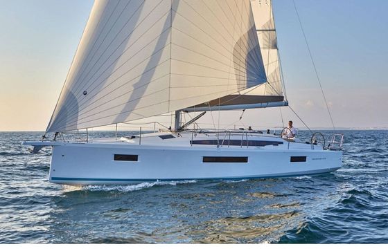 Sailboat Jeanneau Sun Odyssey 410 11m