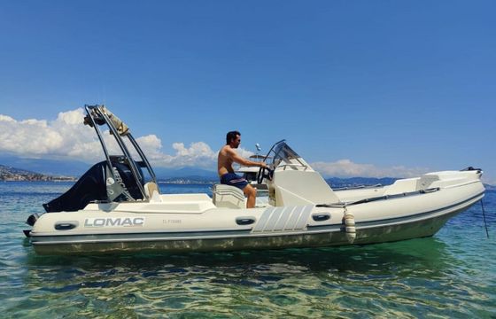Motorboat Lomac Nautica 710 In 200hp