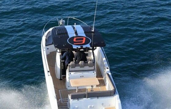 Motorboat Jeanneau Cap Camarat 9.0 CC S1 500hp