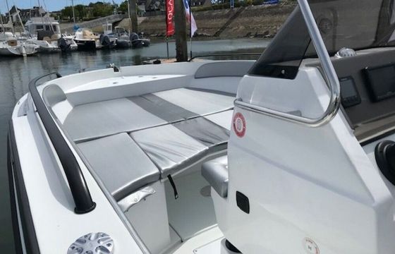Motorboat BMA X222 200hp