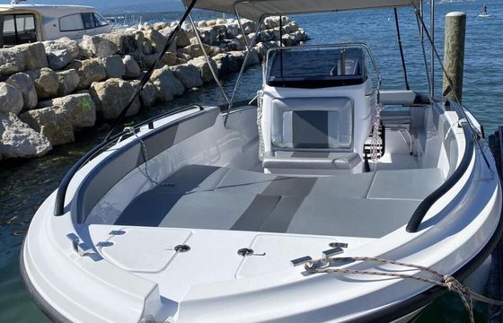 Motorboat BMA X222 200hp