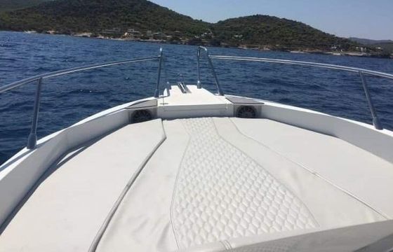 Motorboat Karnic SL 702