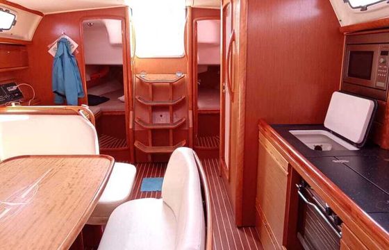 Sailboat Bavaria 40 holiday 12.35m
