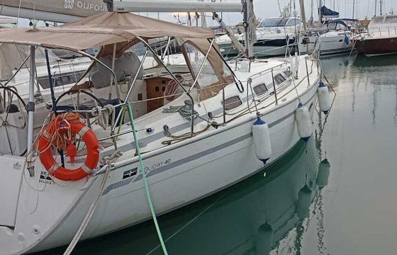 Sailboat Bavaria 40 holiday 12.35m