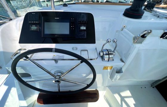 Catamaran Lagoon-Bénéteau Lagoon 42 - 4 + 1 cab. 12m