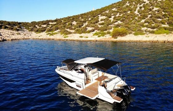 Motorboat Beneteau Flyer 9 sundeck 400hp