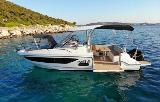 Motorboat Beneteau Flyer 9 sundeck 400hp