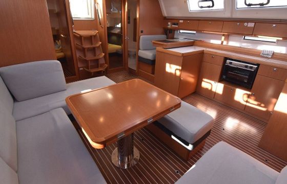 Sailboat BAVARIA CRUISER 51 15.54m