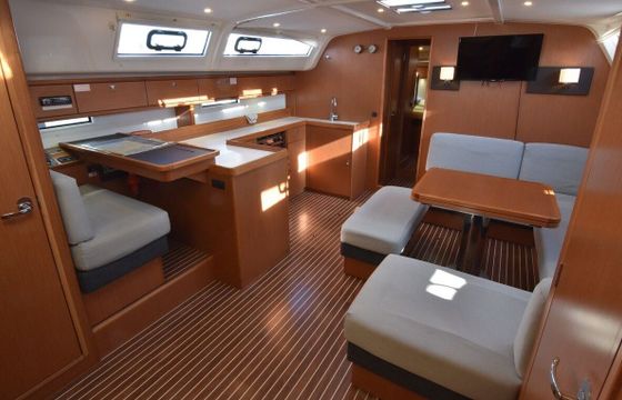 Sailboat BAVARIA CRUISER 51 15.54m