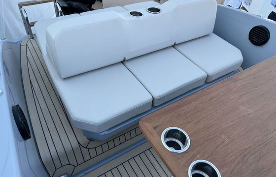 Motorboat RAND Source 22 250hp