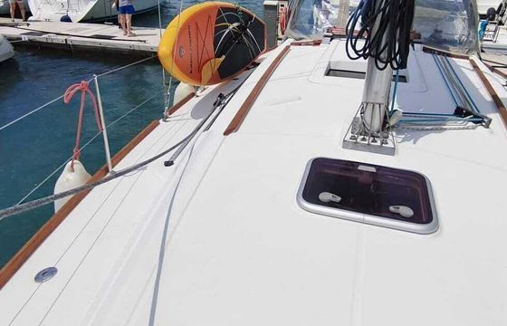 Sailboat Beneteau OCEANIS 37 11.74m