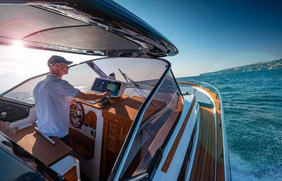 Motorboat Mimi Libeccio 9.5 Cabin 230hp