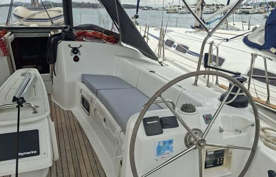 Sailboat Beneteau Cyclades 50.5 15.24m