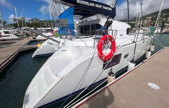 Catamaran LAGOON 380 11.59m