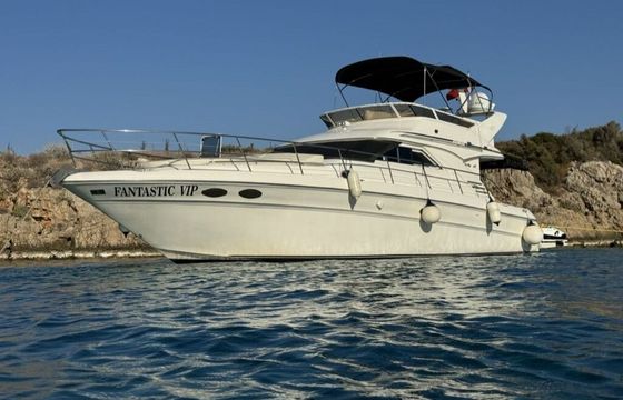 Motor yacht Sea Ray 400 Seda Bridge 700hp