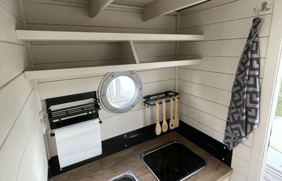 Houseboat Hausboot Woma