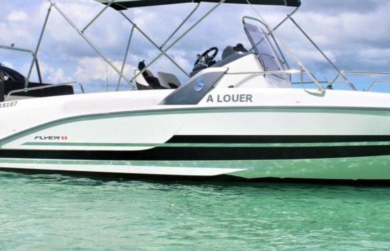 Motorboat BENETEAU flyer 6.6 spacedeck 175hp