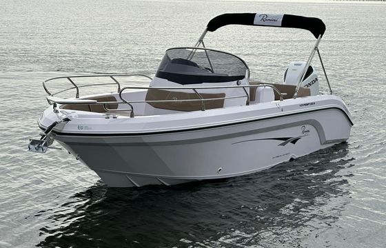 Motorboat Ranieri Voyager 23s 225hp