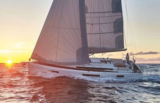 Sailboat Jeanneau Sun Odyssey 440 12.64m