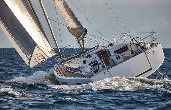 Sailboat Jeanneau Sun Odyssey 440 12.64m