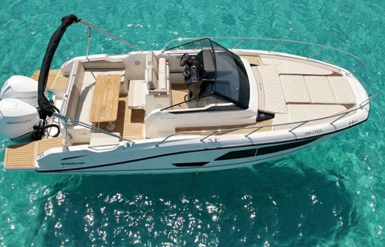 Motorboat Quicksilver Activ 875 Sundeck 450hp