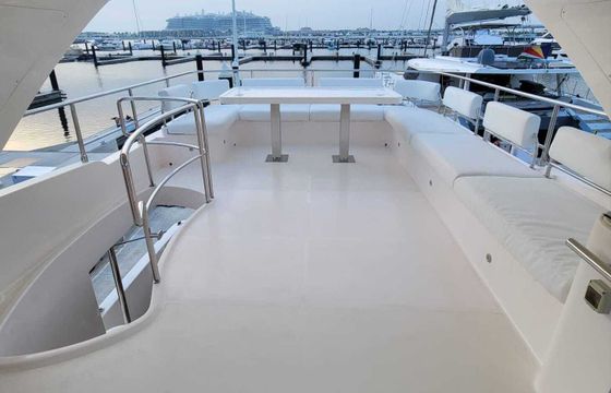 Motor yacht Gulf Craft Majesty 63