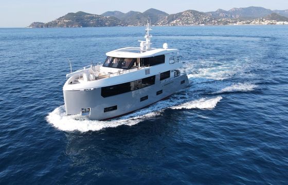 Motor yacht Aegean Custom 1300hp