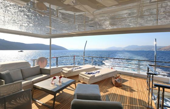 Motor yacht Aegean Custom 1300hp