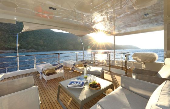 Motor yacht Aegean Custom 1300hp