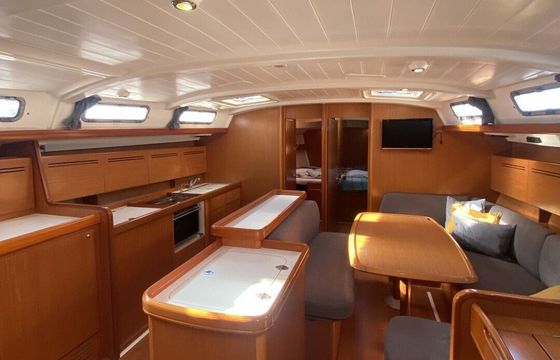 Sailboat Beneteau Cyclades 50.4 15.24m