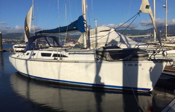 Sailboat Puma 37 12m