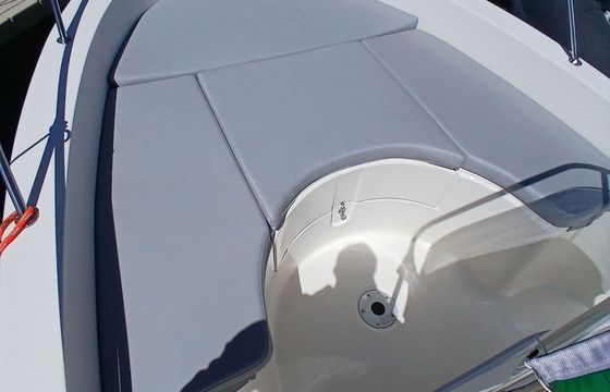 Motorboat Capelli FREEDOM 20 130hp