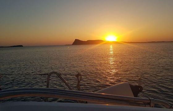 Sailboat SUNSET PRIVATE ALL INCLUSIVE TRIP TO DIA ISLAND Elan Impression 434 13.5m