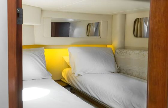 Motorboat Sea Ray 44