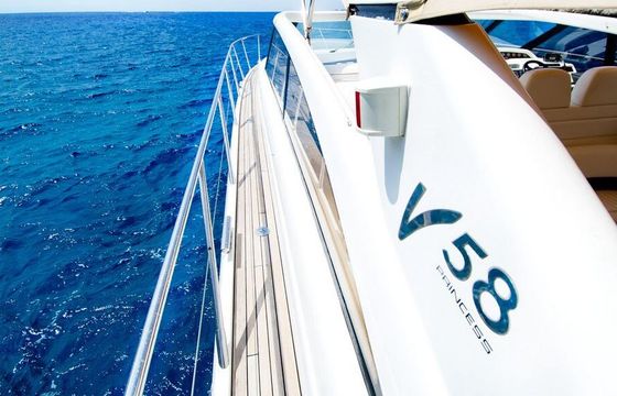 Motorboat Princess V58 1430hp