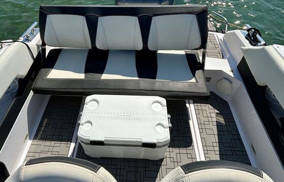 Motorboat Arrow Abaris 23 300hp