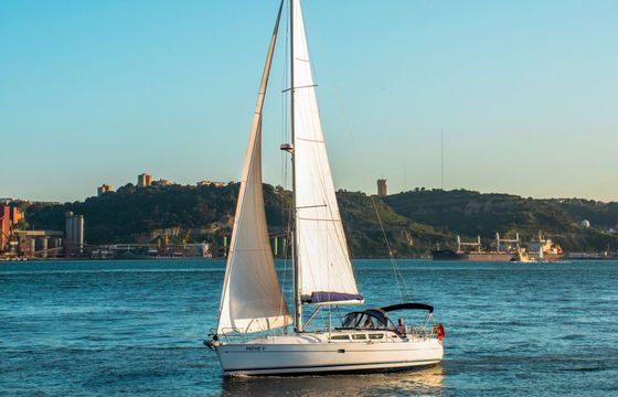 Sailboat Jeanneau Sun Odyssey 40.3 12.19m