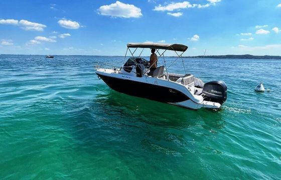 Motorboat Ranieri Next 24 250hp