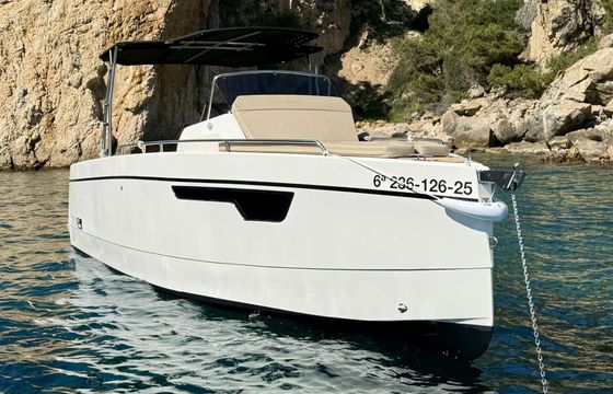 Motorboat Nuva Yachts M8 Cabin 225hp