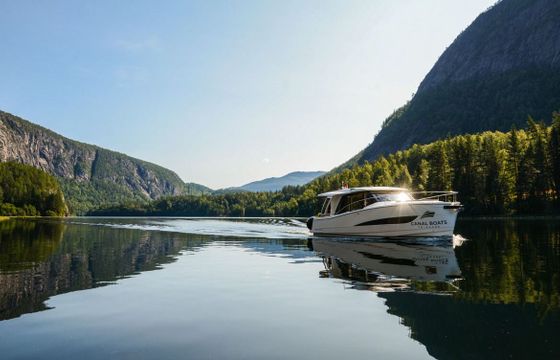 Motorboat Greenline Yachts 39 68hp