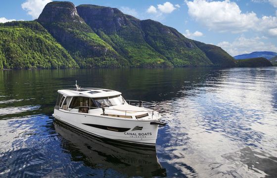 Motorboat Greenline Yachts 39 68hp